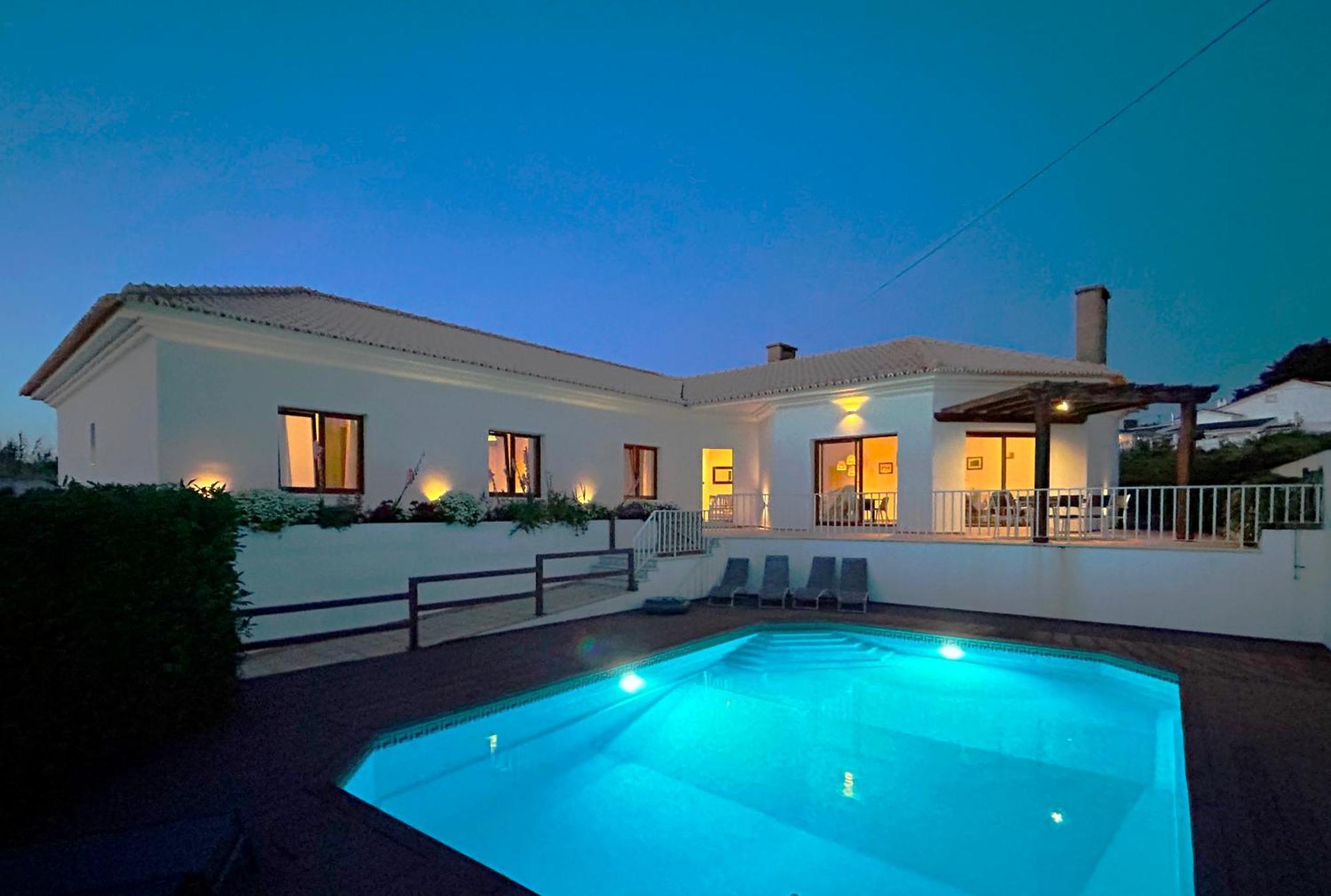 Colares Beach House, Pool Child Friendly Extérieur photo